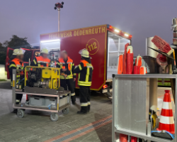 uebung feuerwehr oedenreuth rollcontainer tsf l
